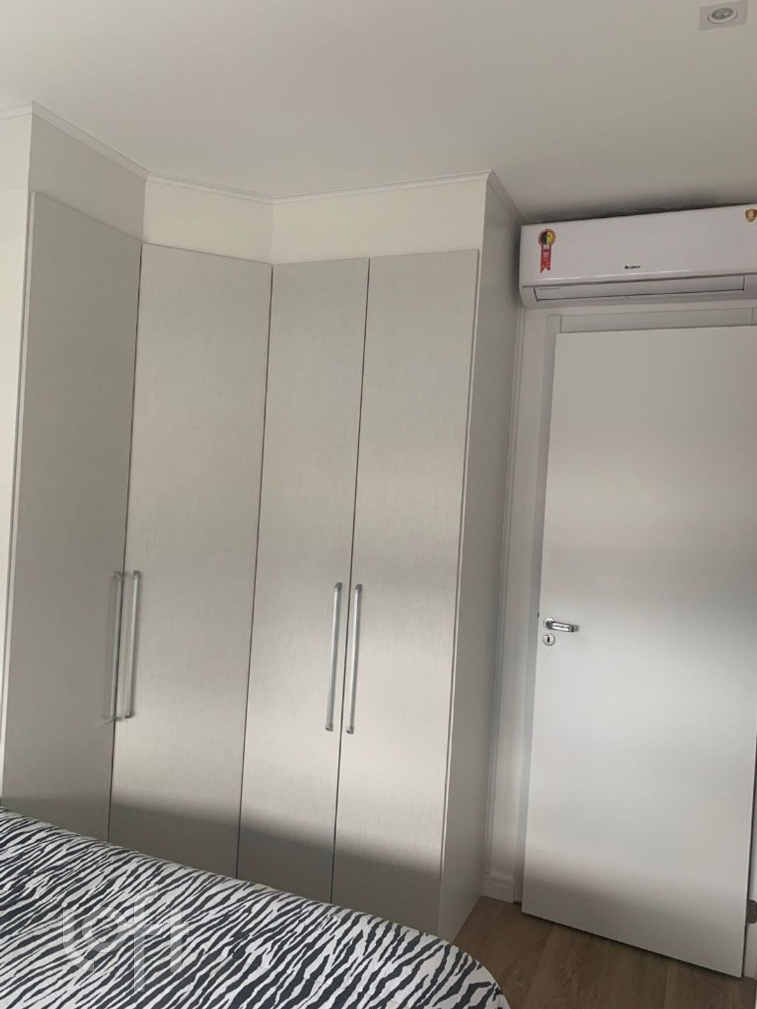 Apartamento à venda com 2 quartos, 68m² - Foto 21