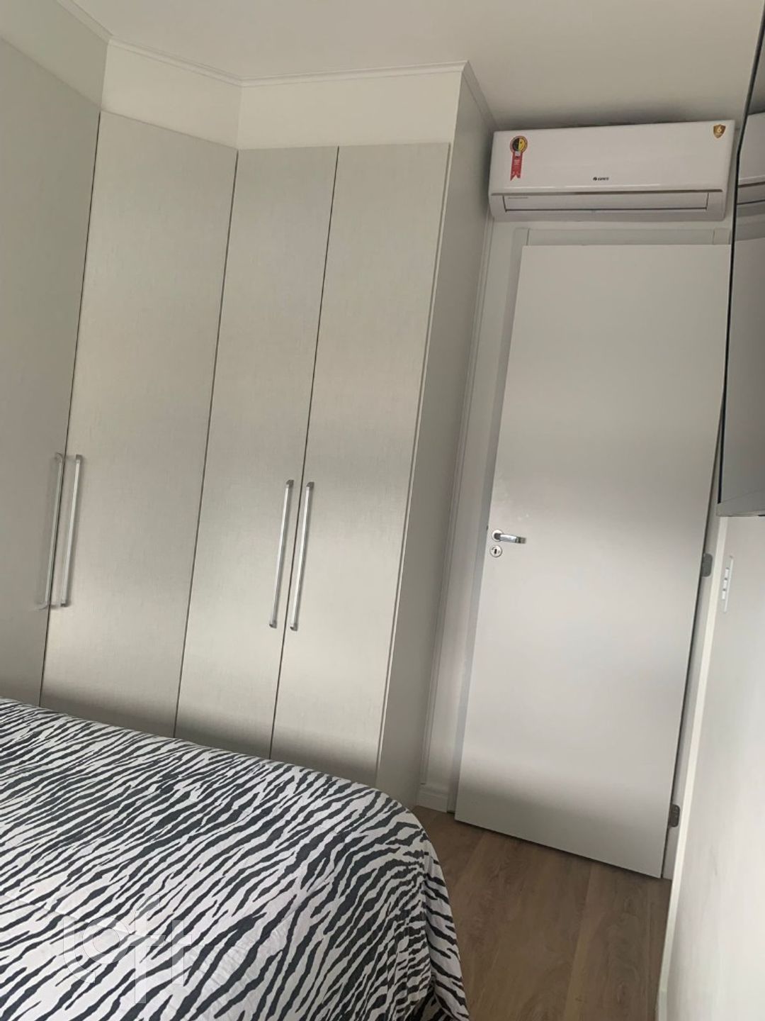 Apartamento à venda com 2 quartos, 68m² - Foto 24