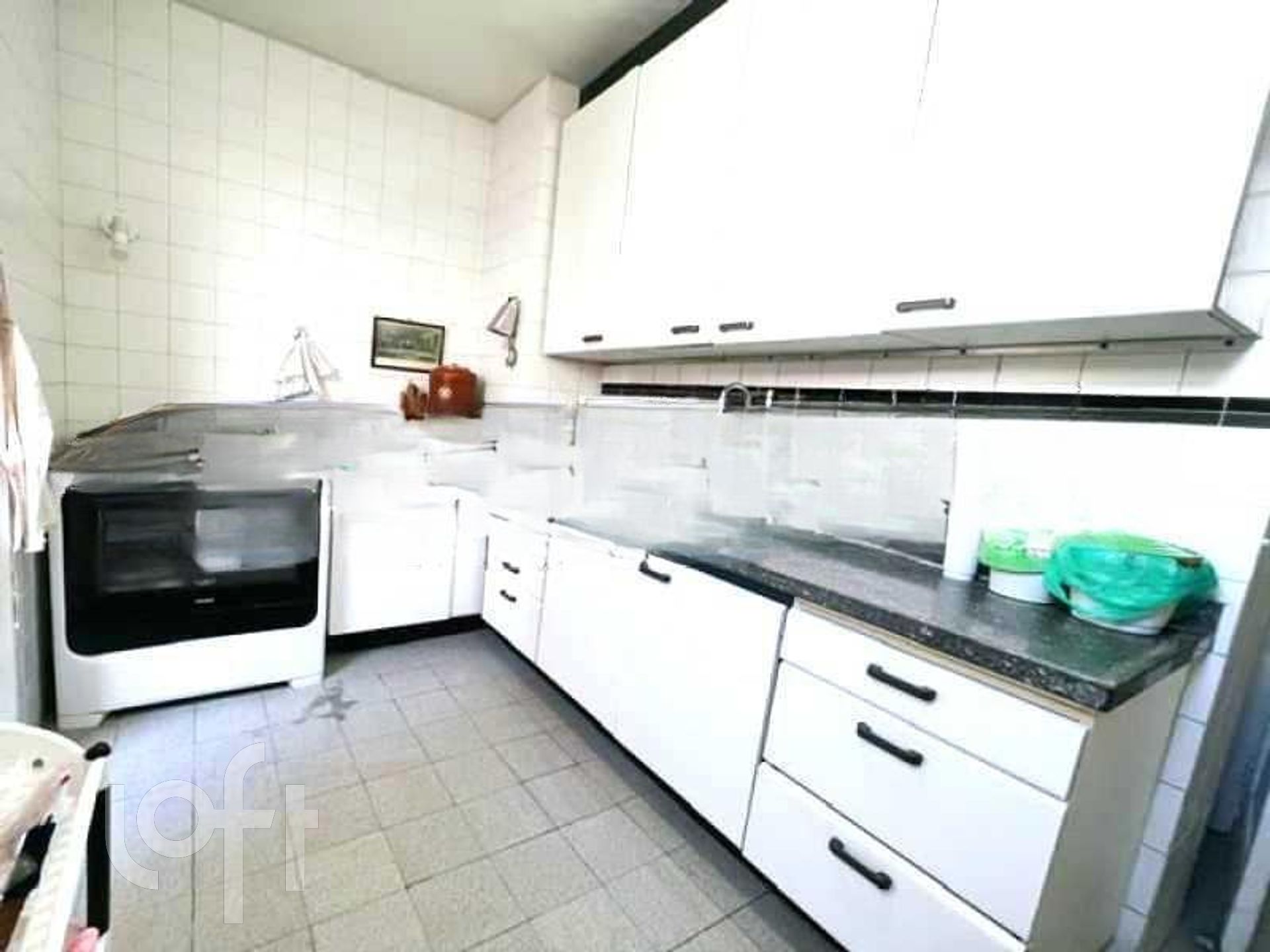 Apartamento à venda com 2 quartos, 154m² - Foto 17