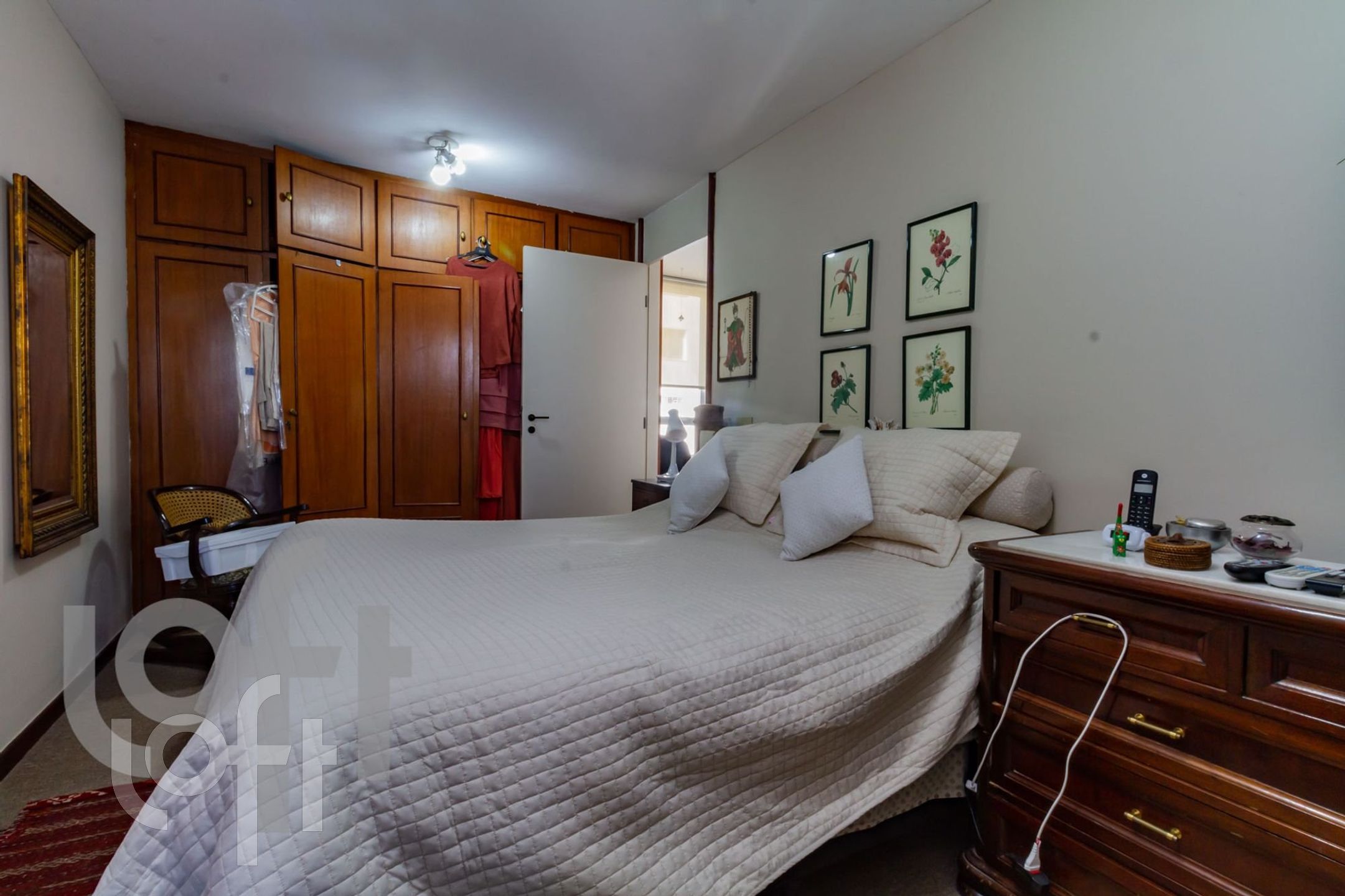 Apartamento à venda com 4 quartos, 160m² - Foto 32