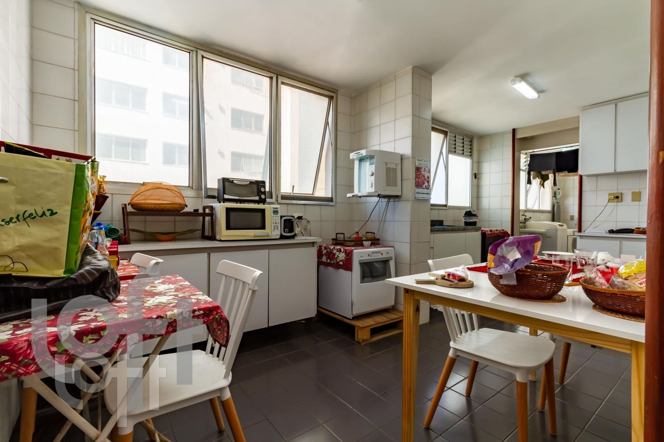 Apartamento à venda com 4 quartos, 160m² - Foto 7