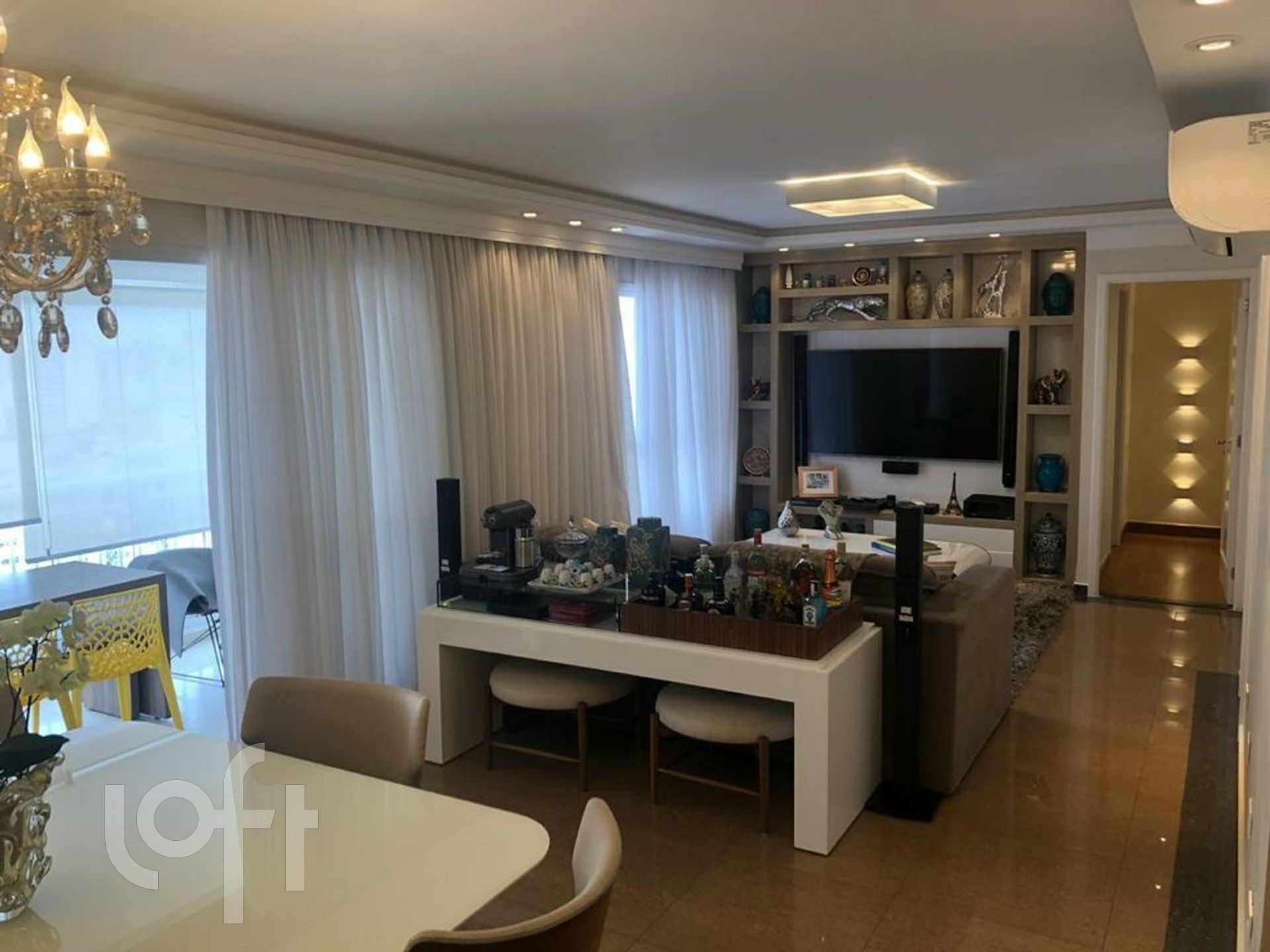 Apartamento à venda com 3 quartos, 129m² - Foto 2