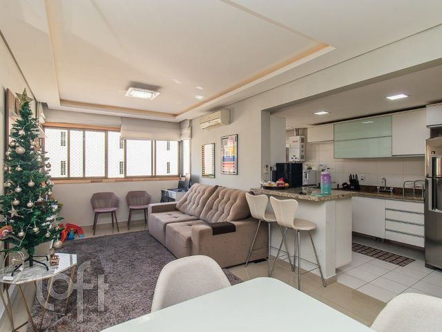 Apartamento com 74m², 2 dormitórios, 1 suíte, 2 vagas, Jardim Botânico em Porto Alegre