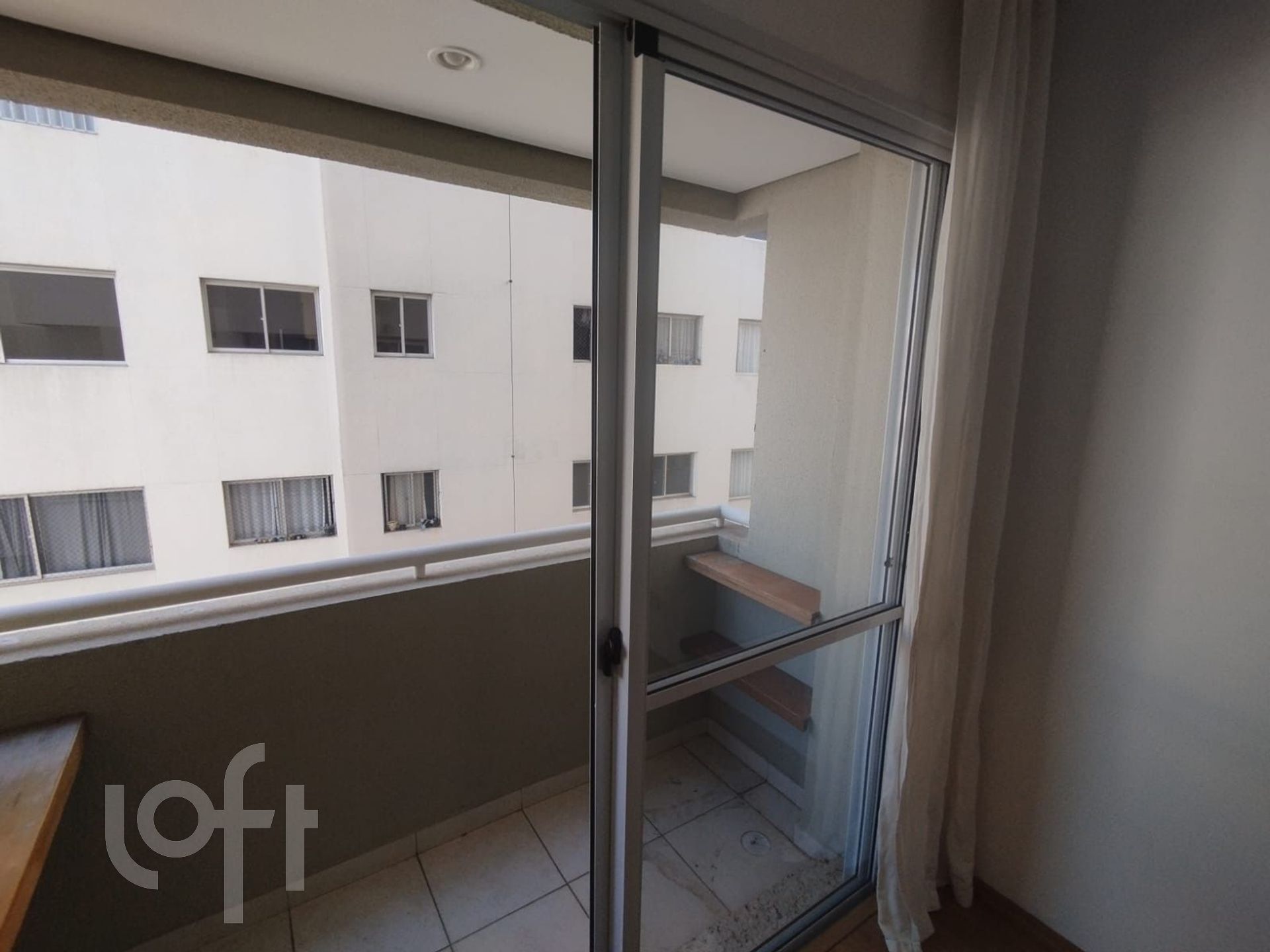 Apartamento à venda com 2 quartos, 57m² - Foto 3