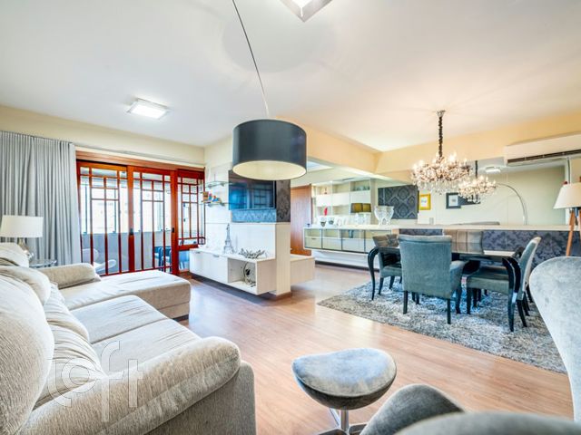 Apartamento com 153m², 2 dormitórios, 1 suíte, 2 vagas, Petrópolis em Porto Alegre