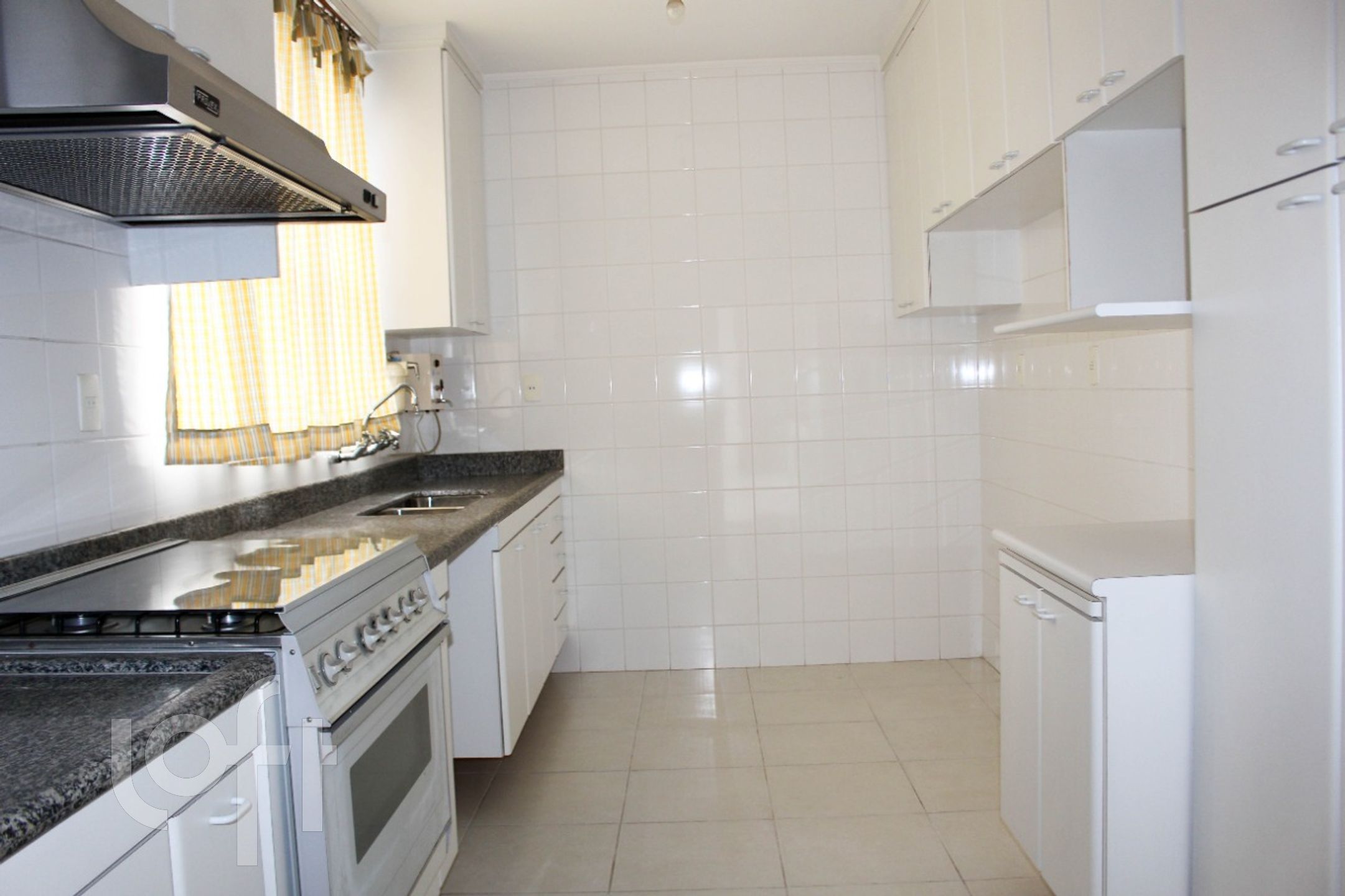 Apartamento à venda com 3 quartos, 214m² - Foto 13