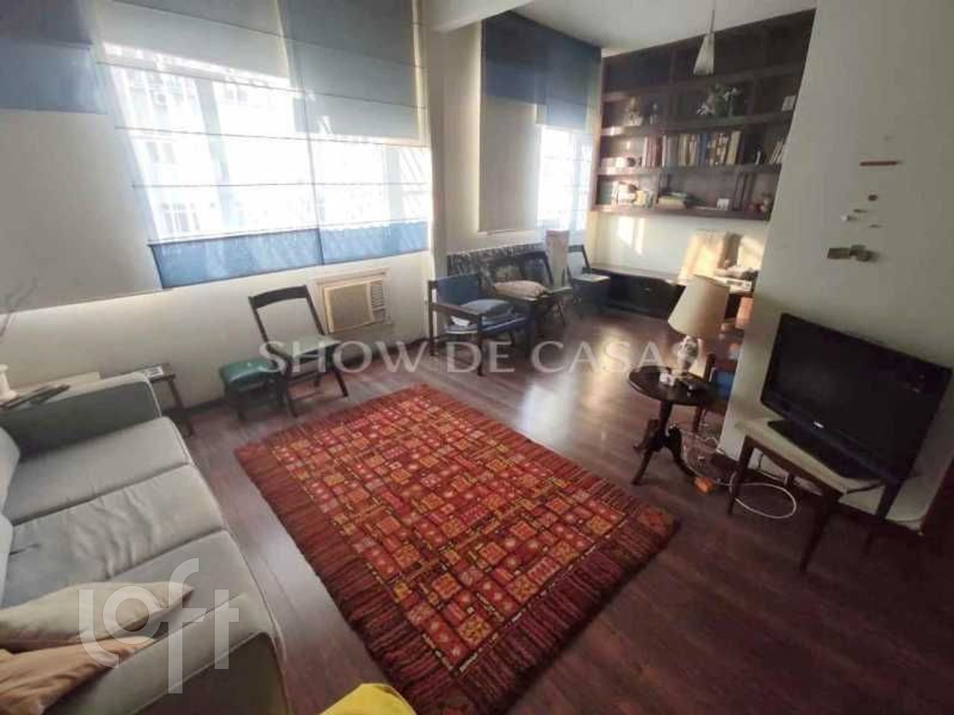 Apartamento à venda com 3 quartos, 94m² - Foto 2