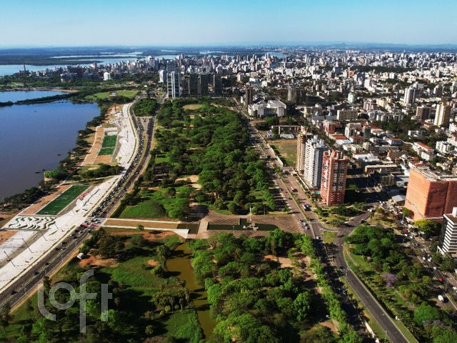 Apartamento com 43m², 1 dormitório, 1 suíte, 1 vaga, Menino Deus em Porto Alegre