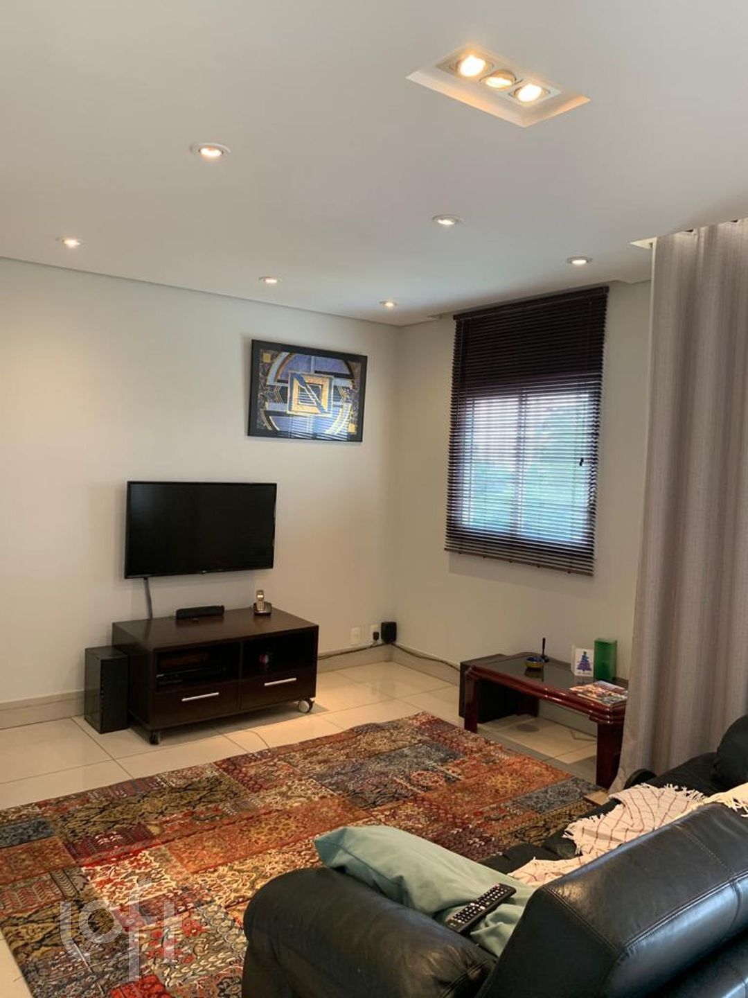 Apartamento à venda com 3 quartos, 129m² - Foto 1