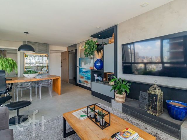 Apartamento com 120m², 3 dormitórios, 3 suítes, 2 vagas, Petrópolis em Porto Alegre