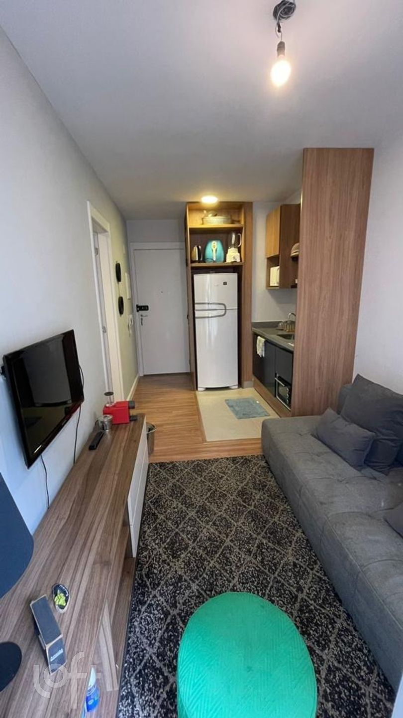 Apartamento à venda com 1 quarto, 29m² - Foto 1