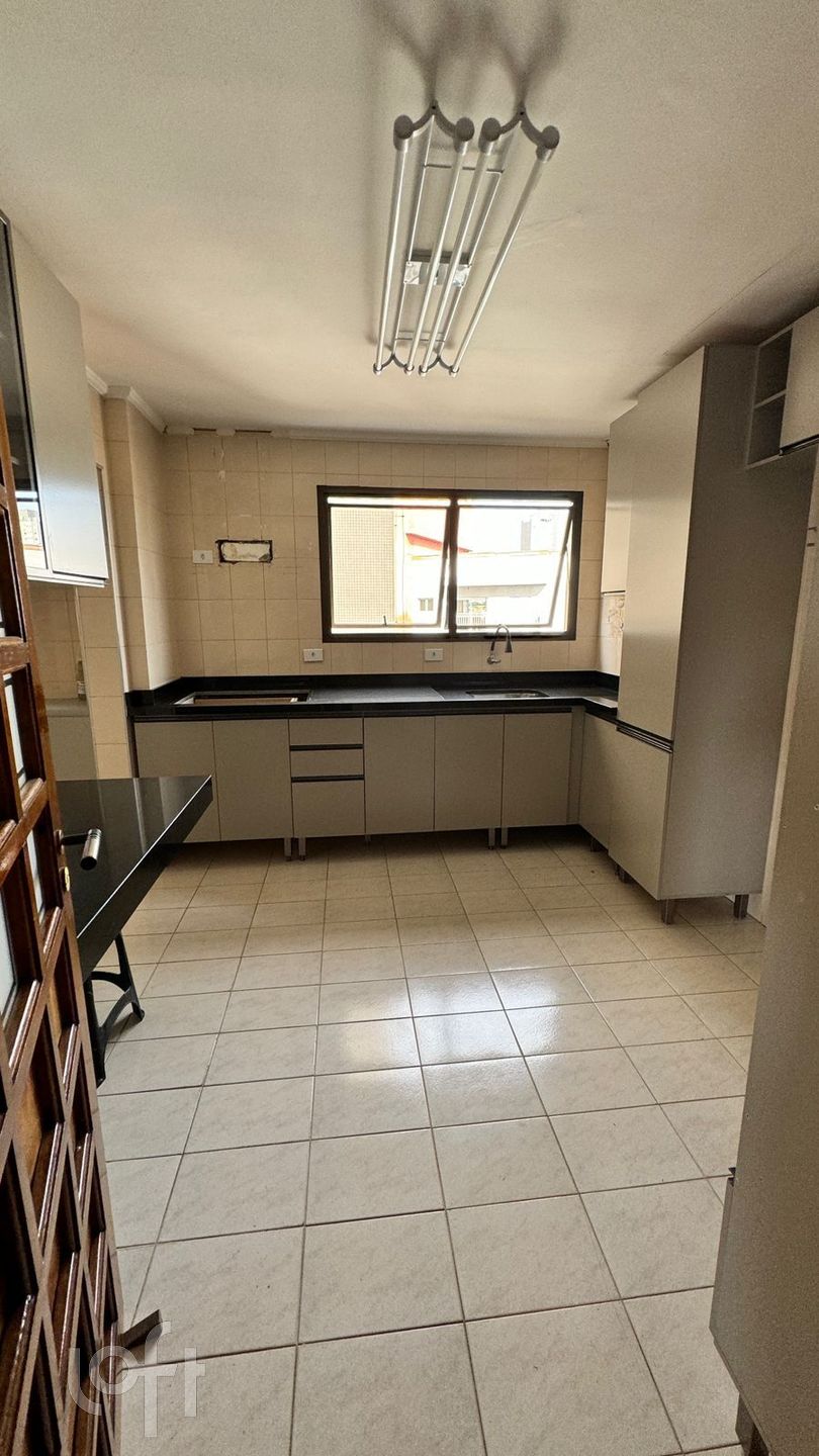 Apartamento à venda com 3 quartos, 120m² - Foto 5