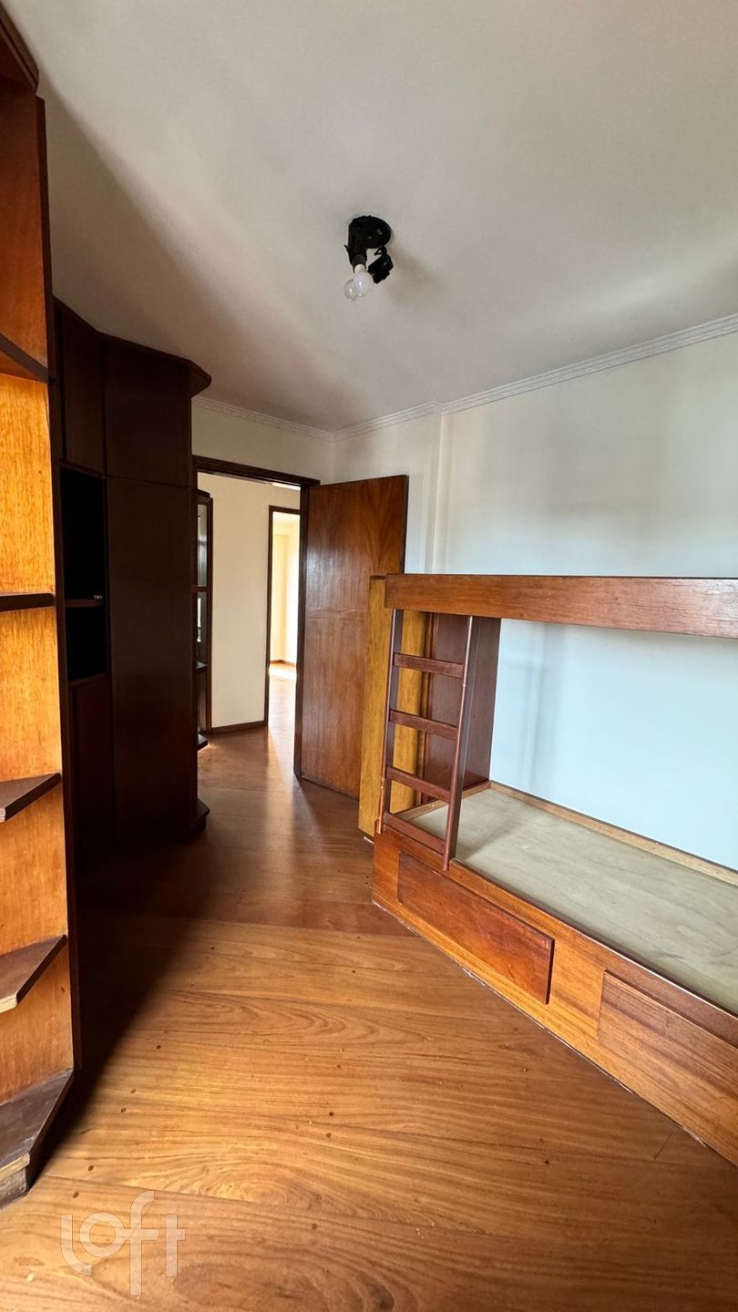 Apartamento à venda com 3 quartos, 120m² - Foto 11