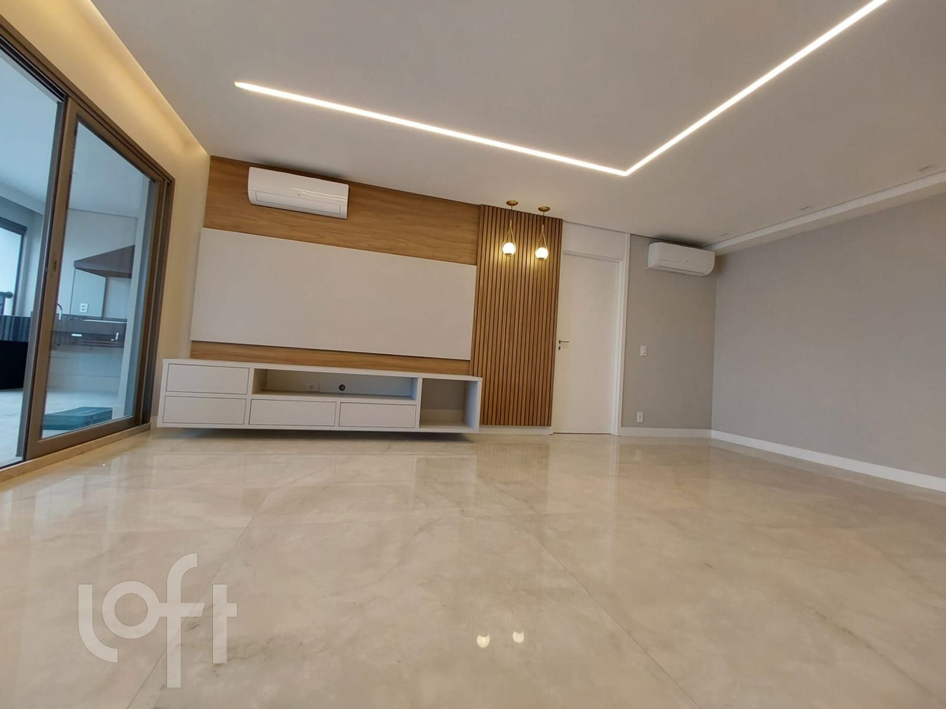 Apartamento à venda com 3 quartos, 149m² - Foto 1