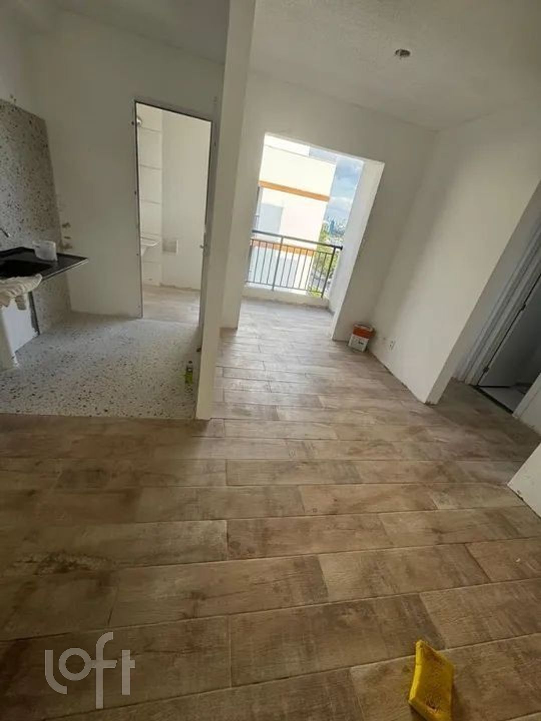 Apartamento à venda em Jaguaré com 44 m², 2 quartos, 1 vaga