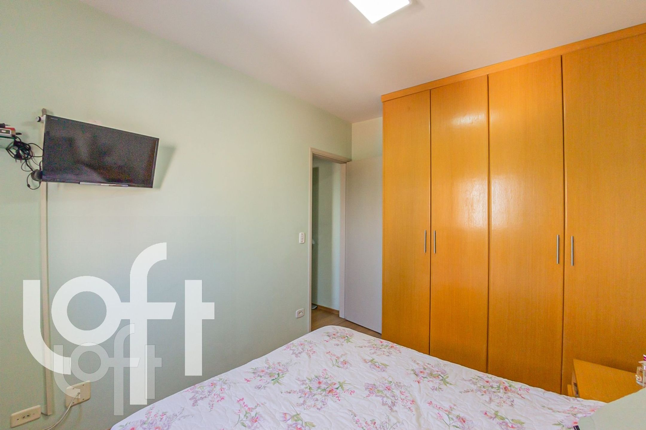 Apartamento à venda com 1 quarto, 43m² - Foto 2