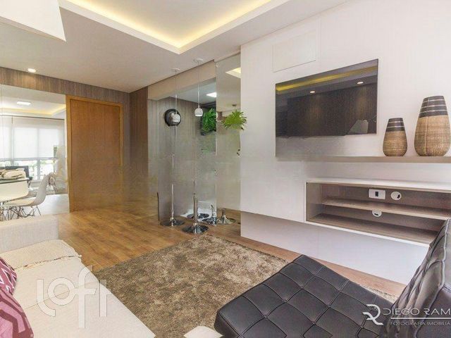 Apartamento com 89m², 3 dormitórios, 1 suíte, 2 vagas, Chácara das Pedras em Porto Alegre
