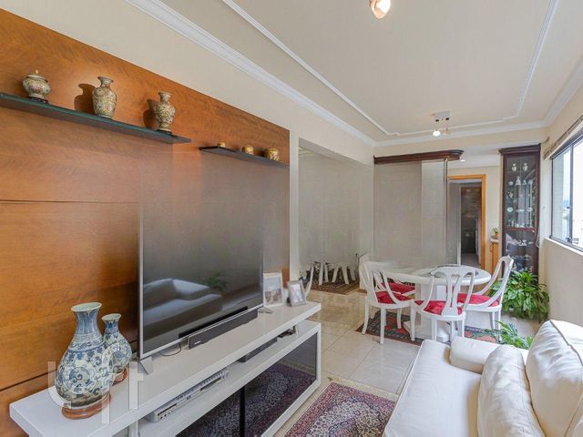 Apartamento com 152m², 4 dormitórios, 1 suíte, 3 vagas, Bela Vista em Porto Alegre