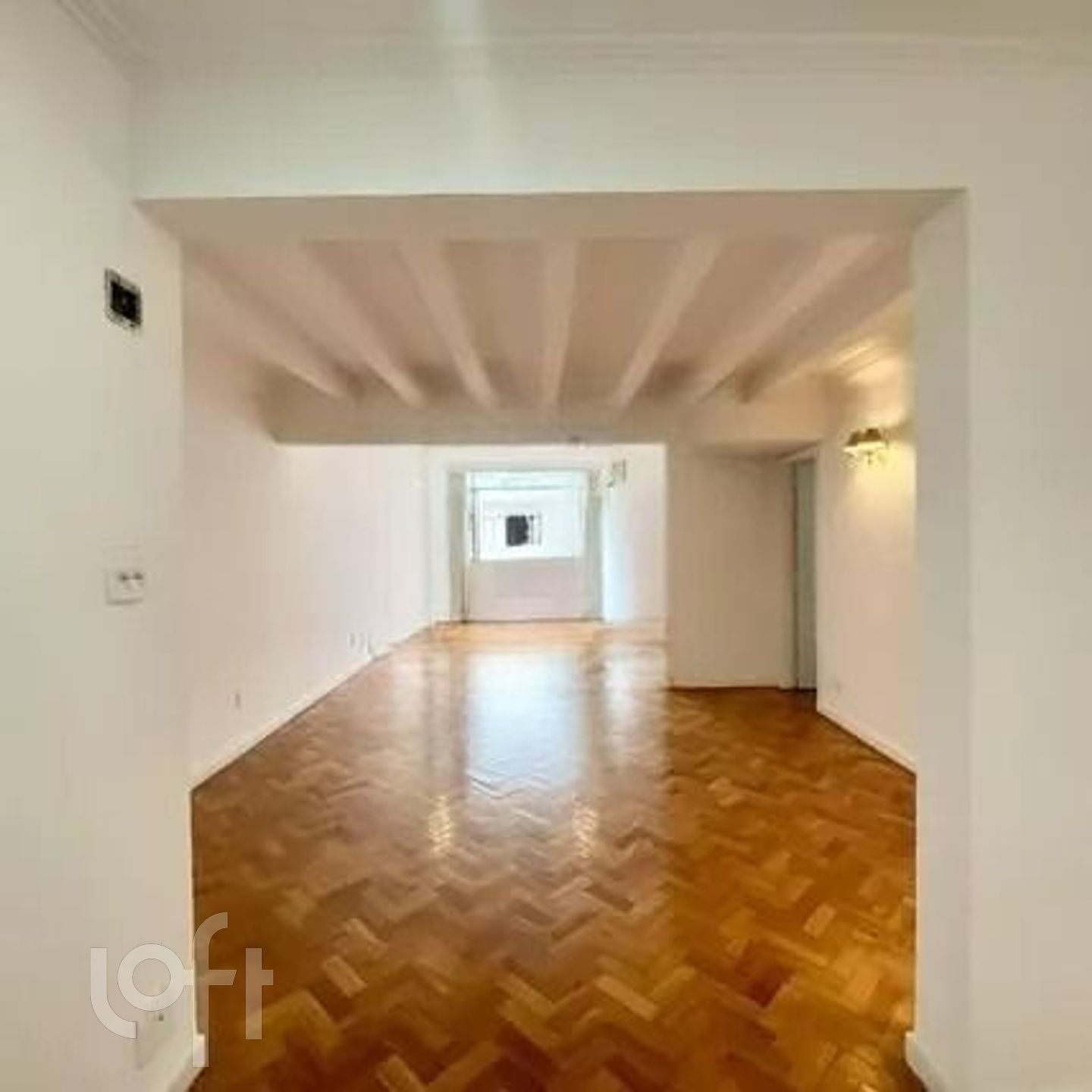 Apartamento à venda com 3 quartos, 130m² - Foto 1