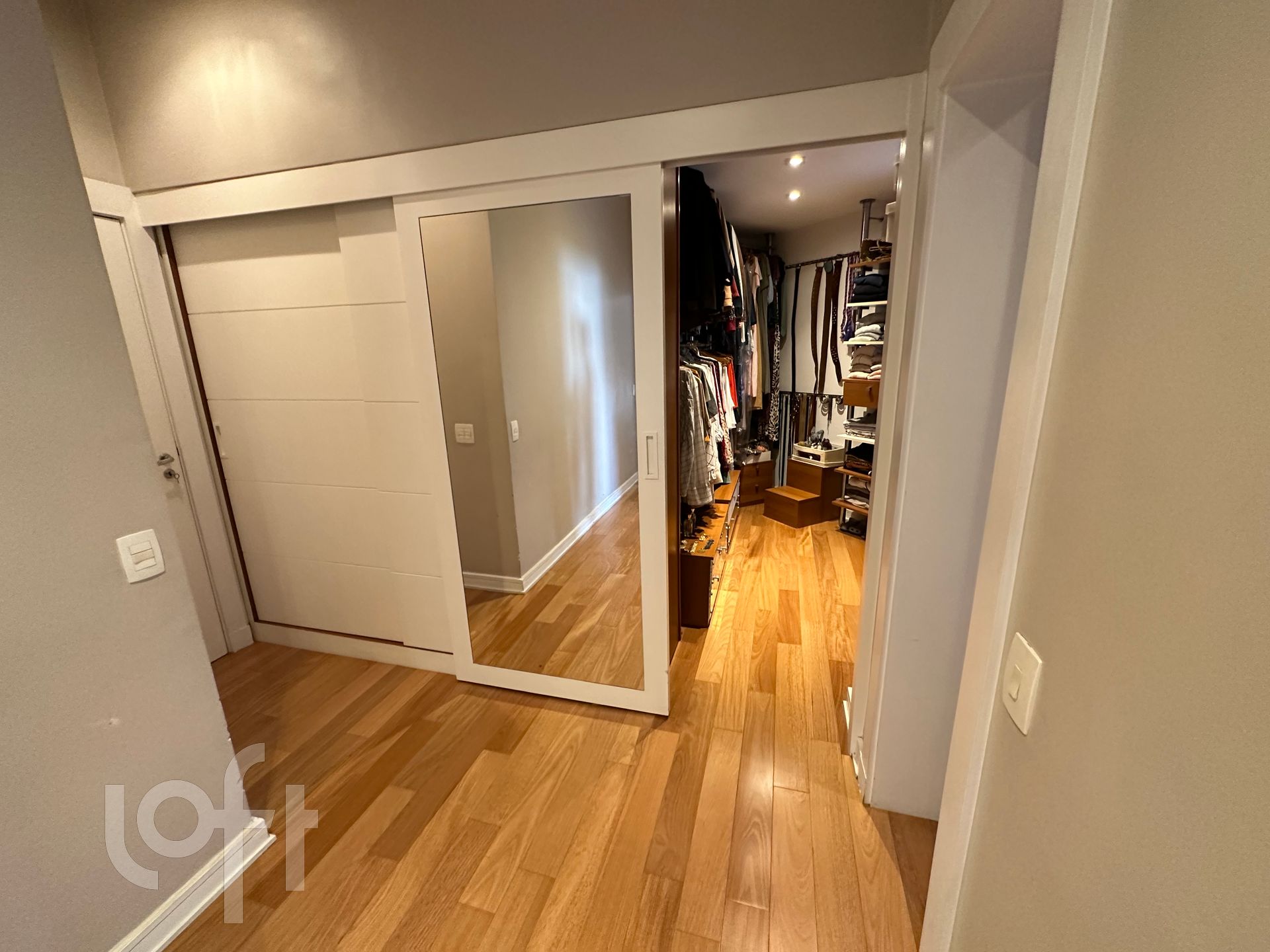 Apartamento à venda com 3 quartos, 271m² - Foto 27