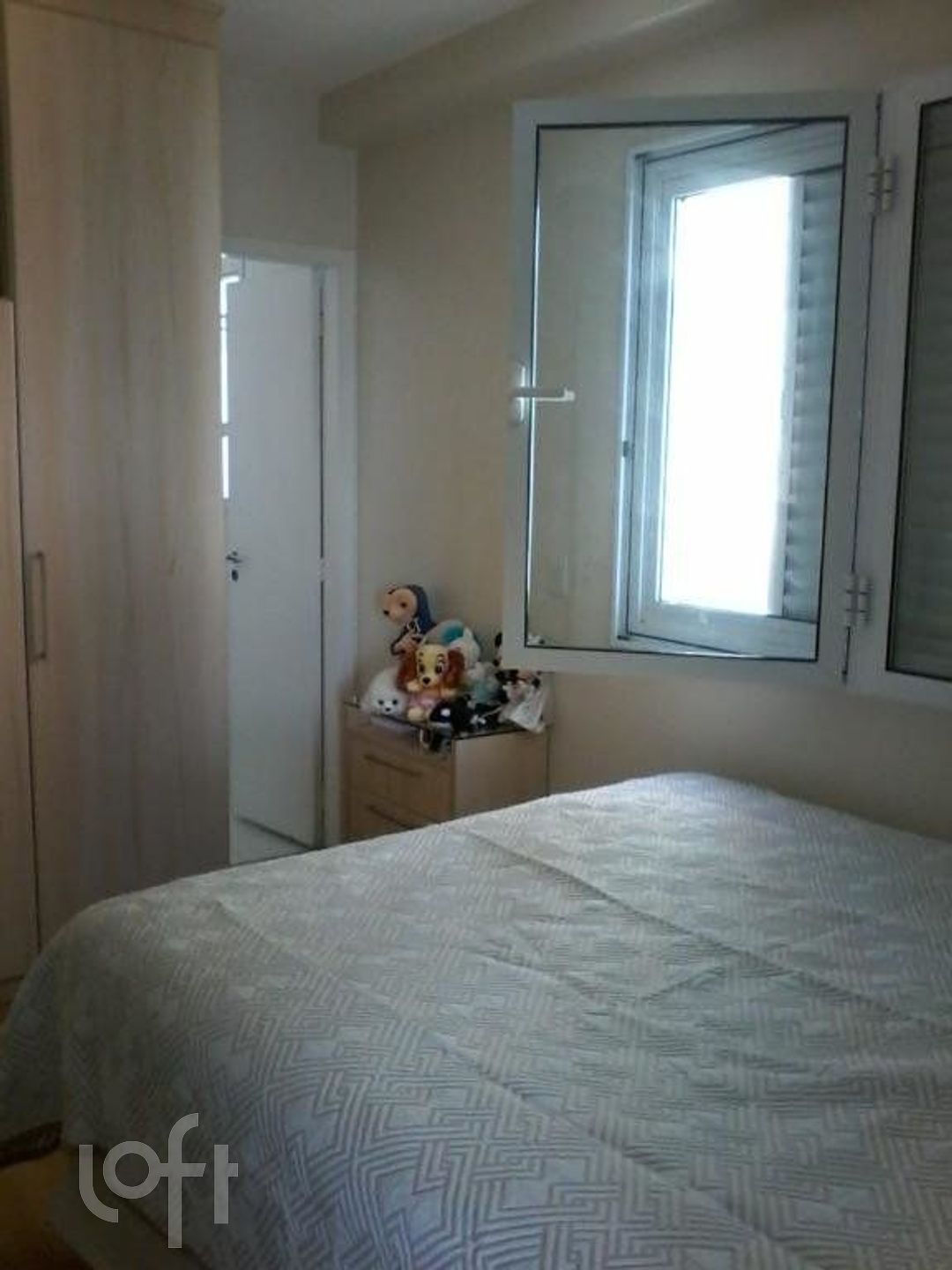 Apartamento à venda com 2 quartos, 67m² - Foto 4