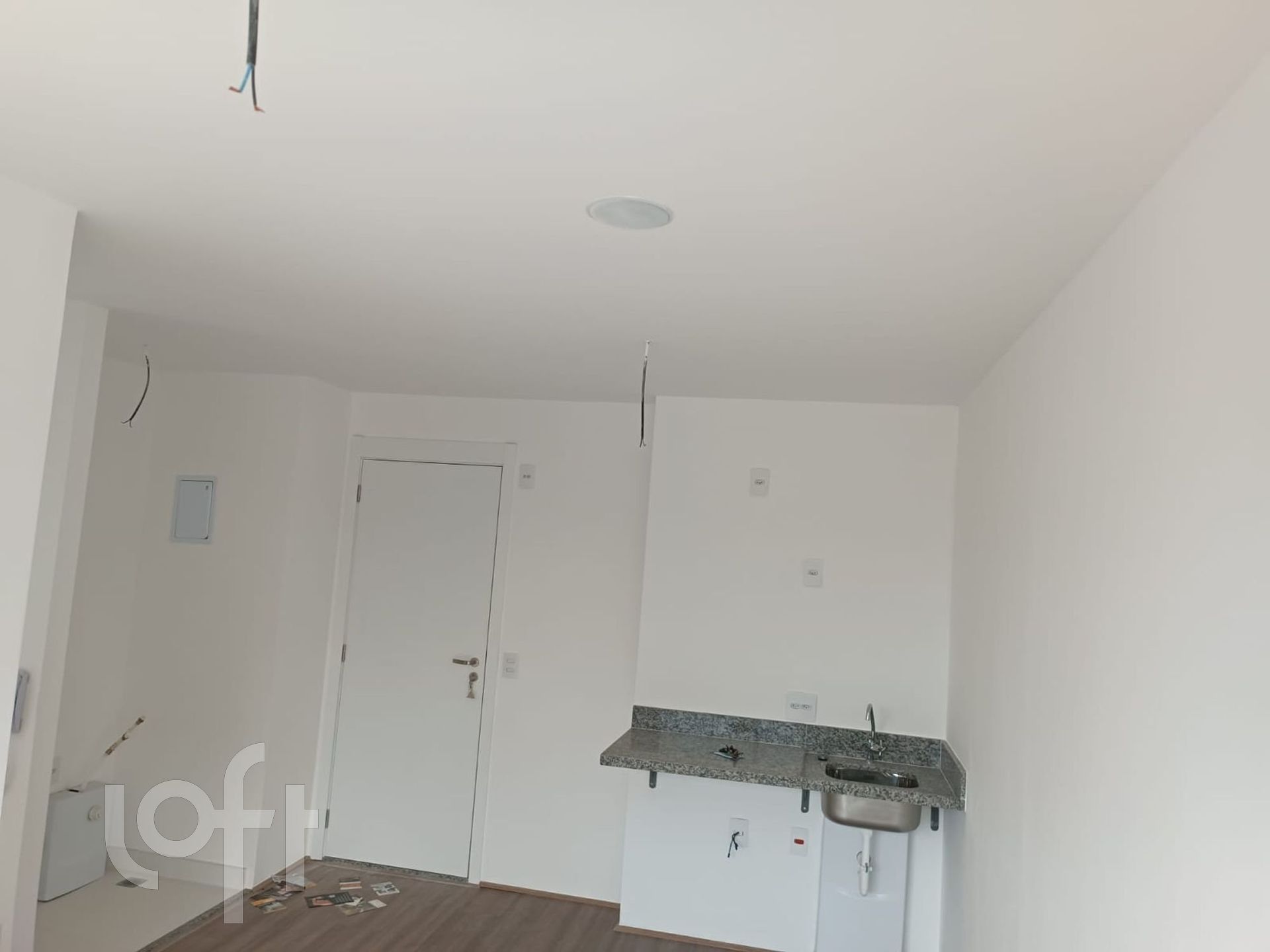 Apartamento à venda com 2 quartos, 38m² - Foto 4