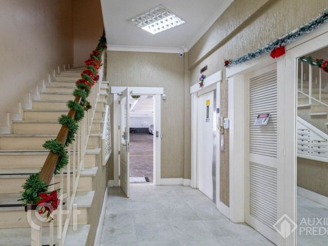 Apartamento com 76m², 2 dormitórios, 1 vaga, Petrópolis em Porto Alegre