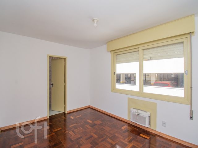Apartamento com 104m², 2 dormitórios, 1 suíte, 1 vaga, Rio Branco em Porto Alegre