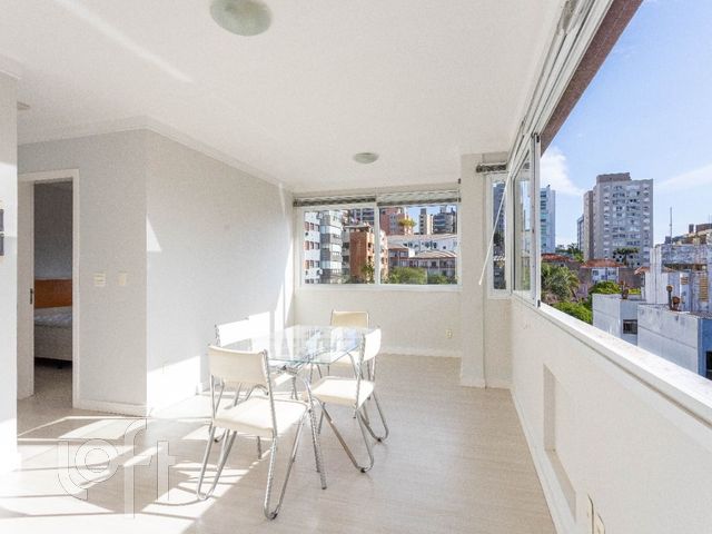 Apartamento com 44m², 1 dormitório, 1 suíte, 1 vaga, Rio Branco em Porto Alegre