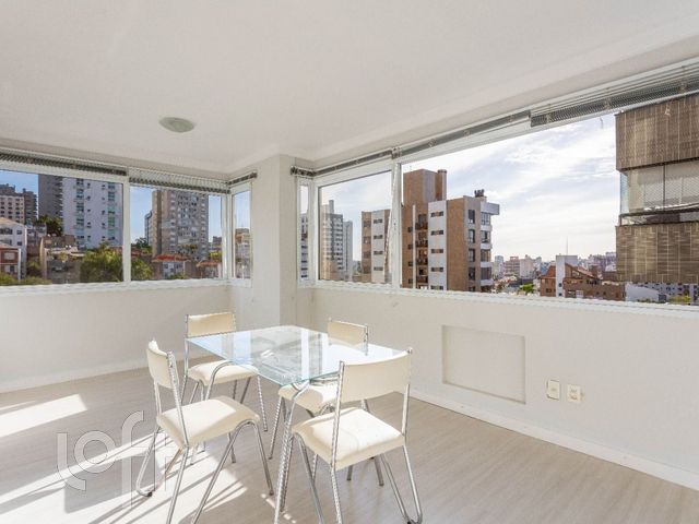 Apartamento com 44m², 1 dormitório, 1 suíte, 1 vaga, Rio Branco em Porto Alegre