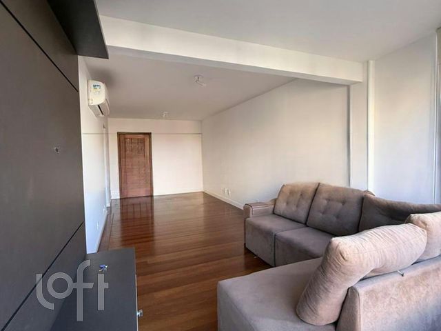Apartamento com 89m², 3 dormitórios, 1 suíte, 1 vaga, Jardim Botânico em Porto Alegre