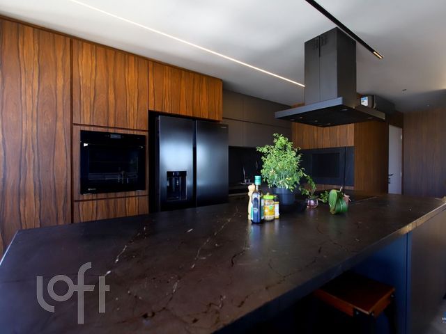 Apartamento com 119m², 4 dormitórios, 2 suítes, 2 vagas, Menino Deus em Porto Alegre