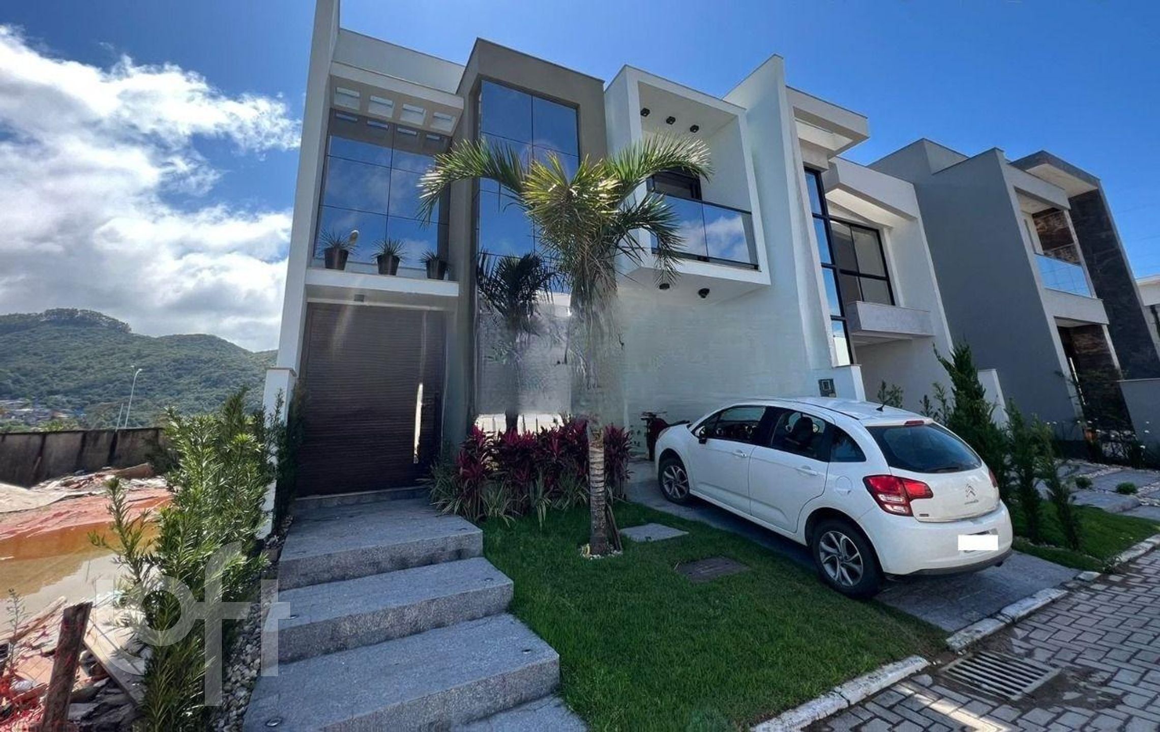 Casa 3 dorm com suíte - Garden Condomínio Clube