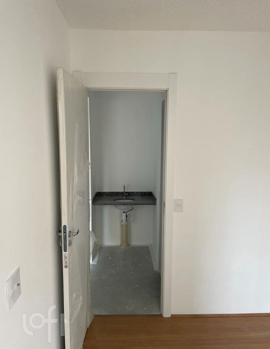 Apartamento à venda com 2 quartos, 34m² - Foto 4