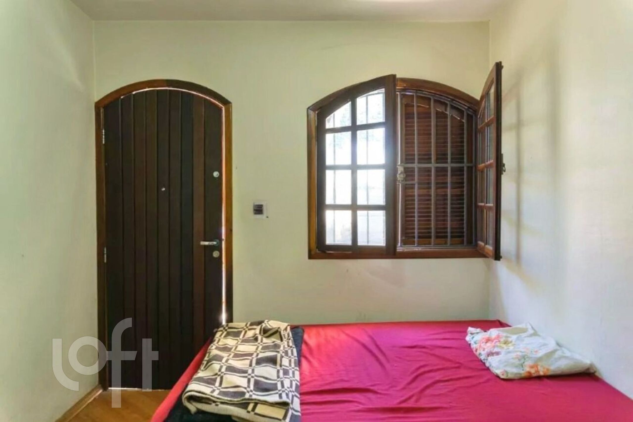 Casa à venda com 1 quarto, 117m² - Foto 11