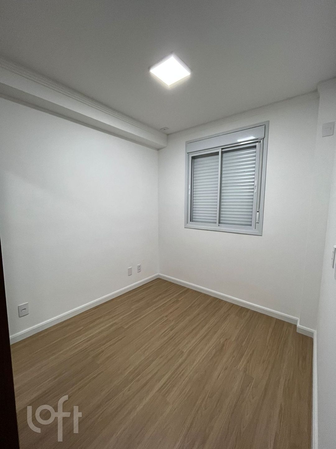 Apartamento à venda com 1 quarto, 38m² - Foto 2