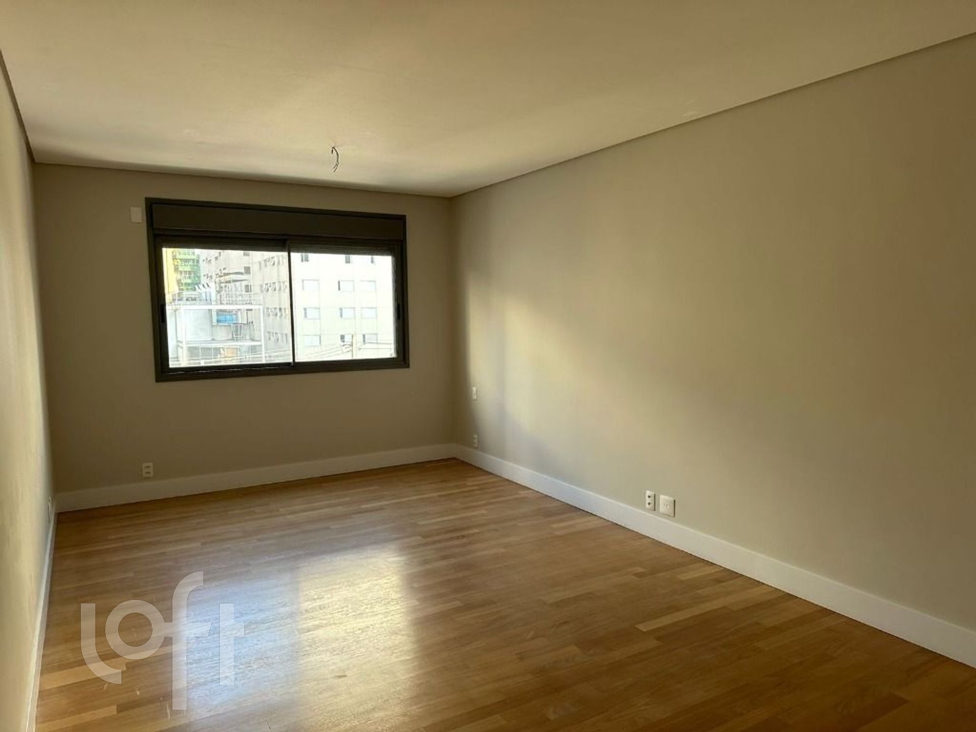 Apartamento à venda com 4 quartos, 193m² - Foto 5