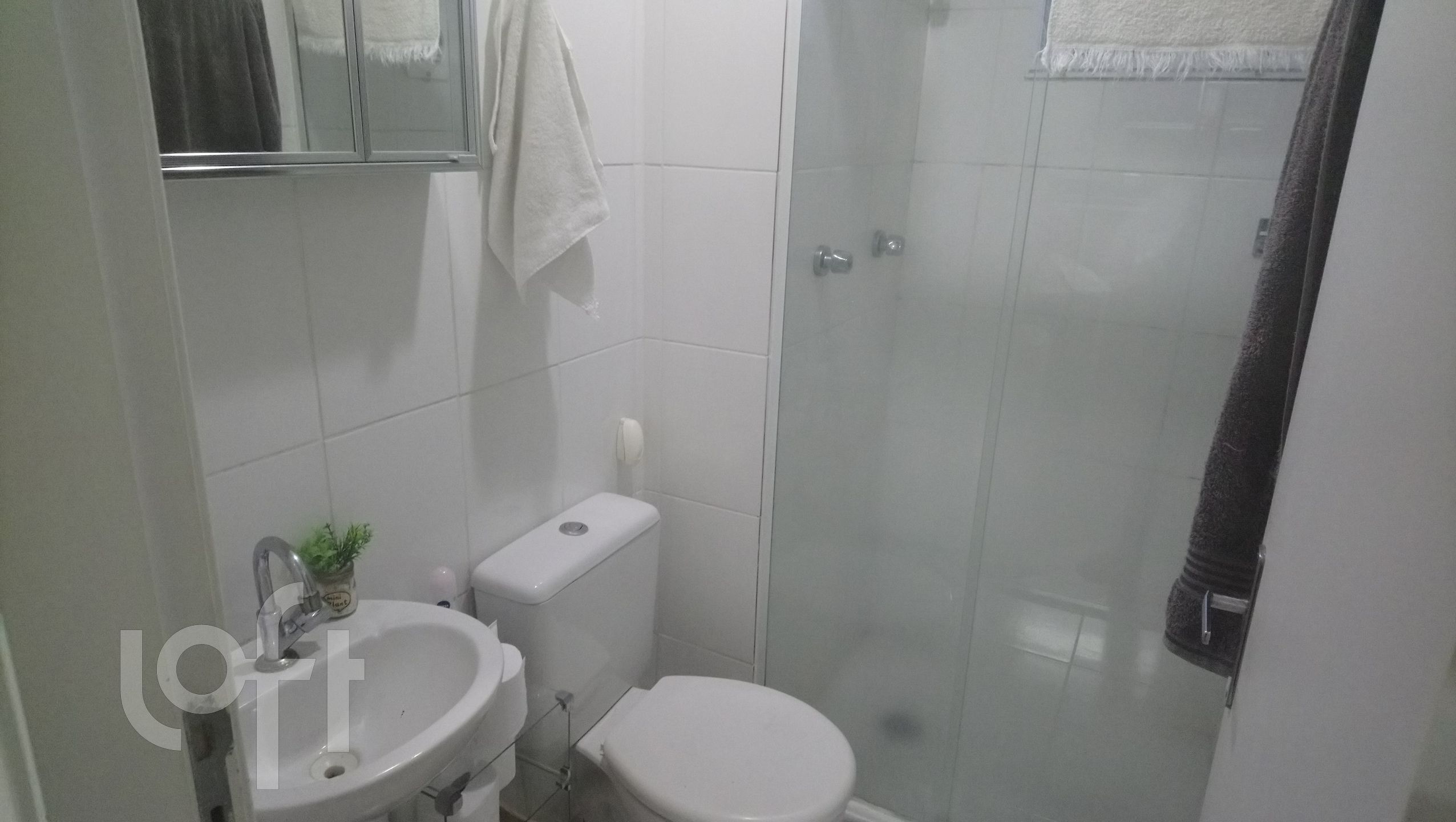 Apartamento à venda com 2 quartos, 46m² - Foto 2