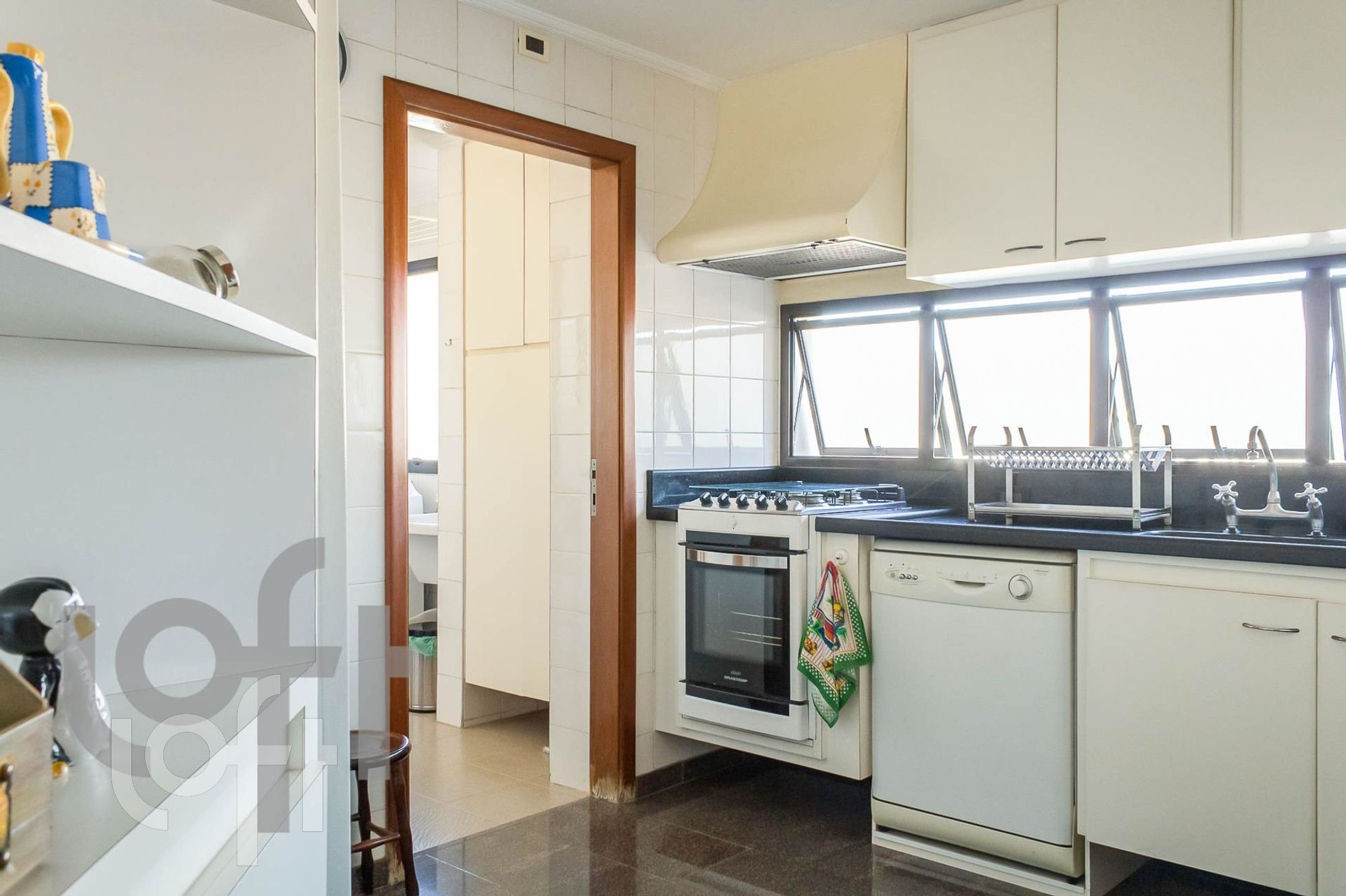 Apartamento à venda com 4 quartos, 254m² - Foto 37