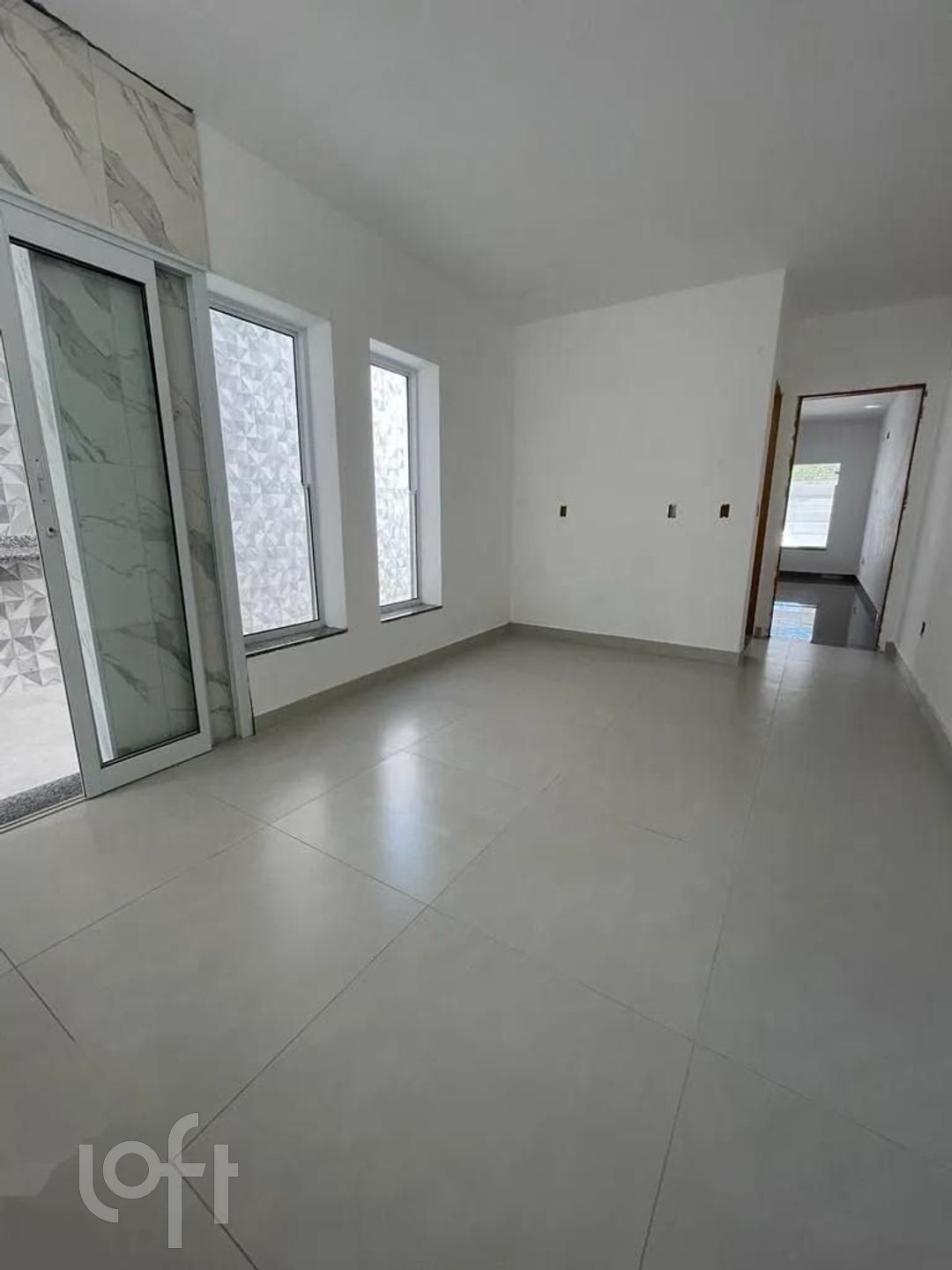 Casa à venda com 3 quartos, 172m² - Foto 4