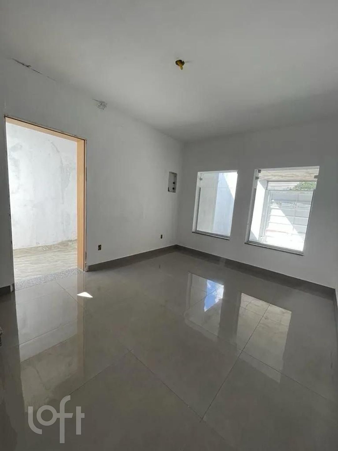 Casa à venda com 3 quartos, 172m² - Foto 3