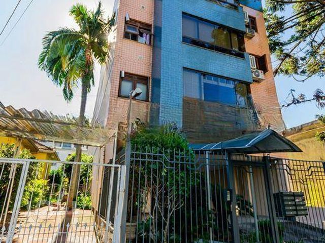 Apartamento com 81m², 2 dormitórios, 1 suíte, 1 vaga, Higienópolis em Porto Alegre