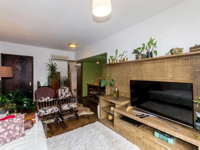 Apartamento com 100m², 2 dormitórios, 1 vaga, Higienópolis em Porto Alegre