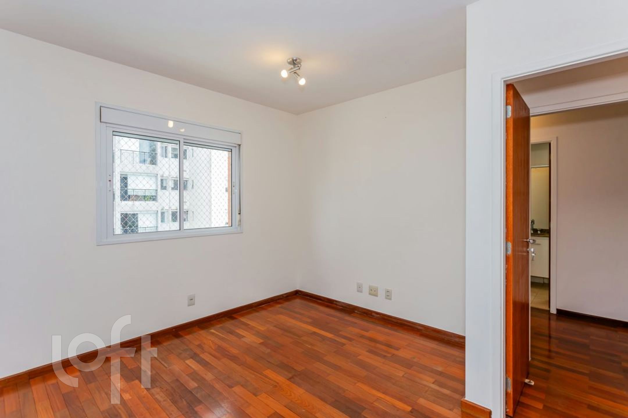 Apartamento à venda com 3 quartos, 110m² - Foto 12