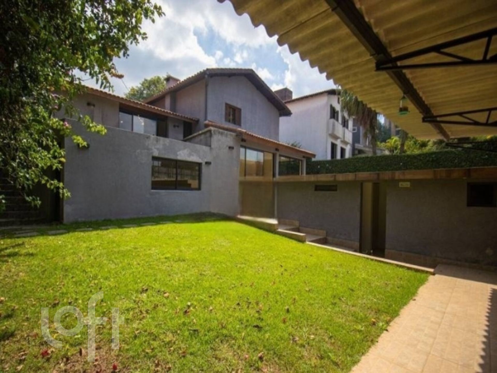 Casa à venda com 3 quartos, 600m² - Foto 42