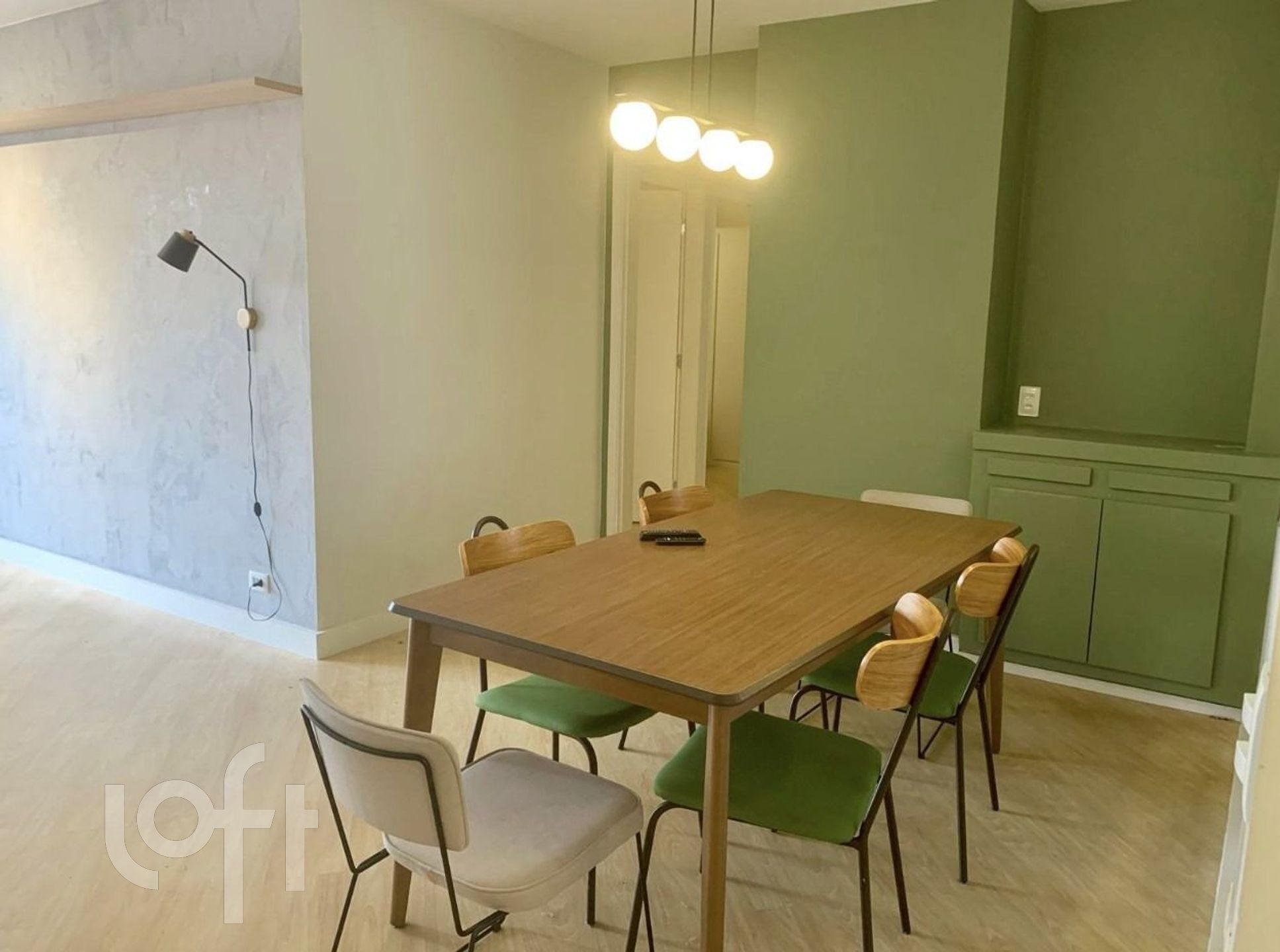 Apartamento à venda com 3 quartos, 90m² - Foto 2