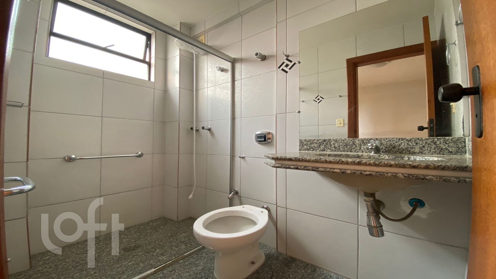 Apartamento à venda com 4 quartos, 150m² - Foto 15