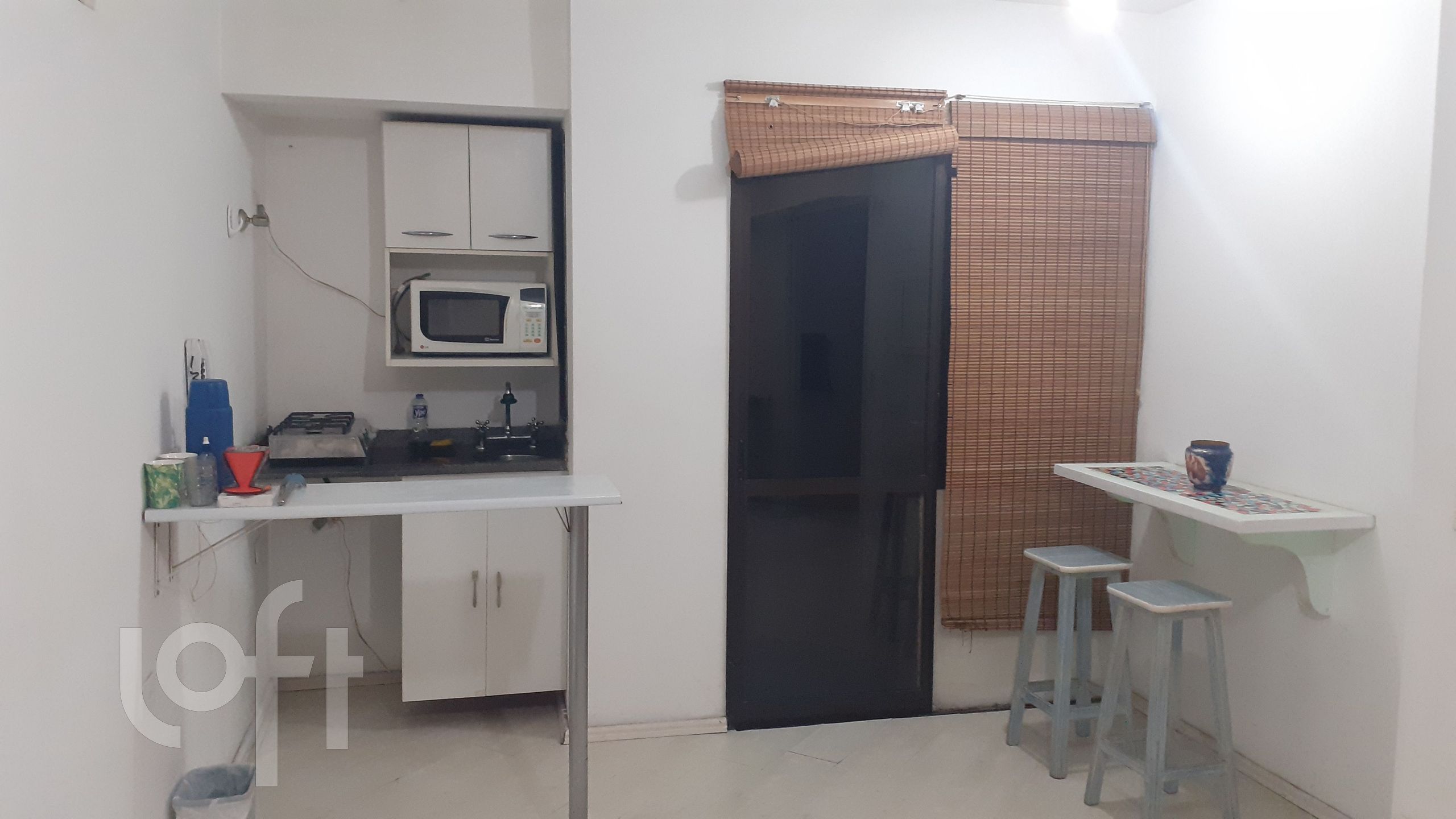 Apartamento à venda com 1 quarto, 31m² - Foto 2