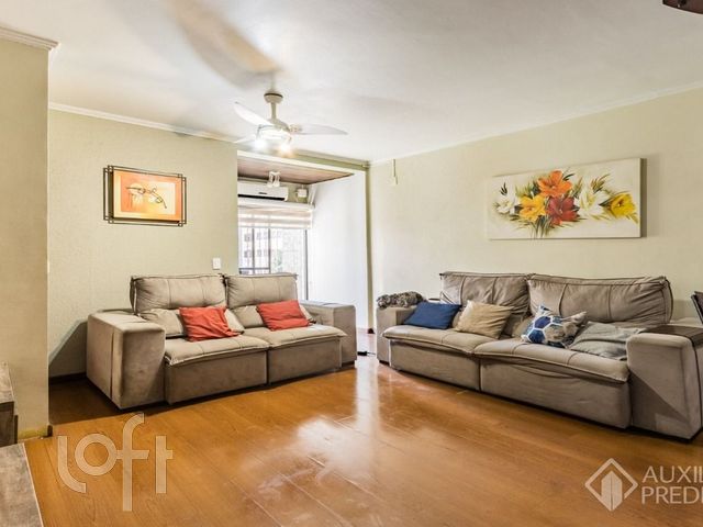 Apartamento com 180m², 3 dormitórios, 2 vagas, Higienópolis em Porto Alegre