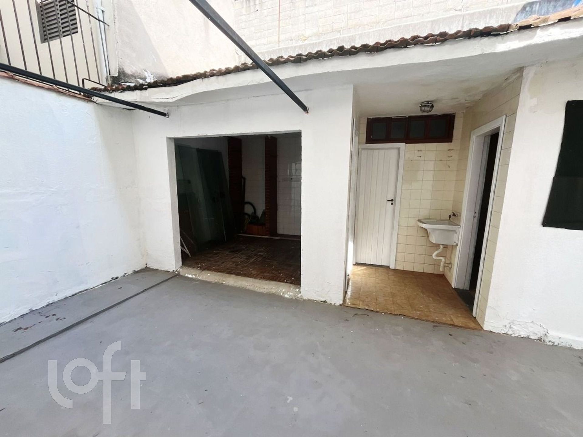 Casa à venda com 4 quartos, 150m² - Foto 15